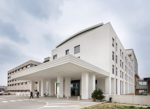 Esterno della nuova struttura ospedaliera