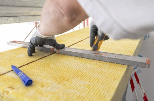 Durante i lavori, taglio dell'isolante