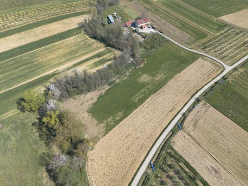Tubazioni lungo l'area di intervento