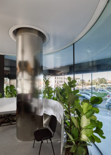 Ingresso visto dall'interno