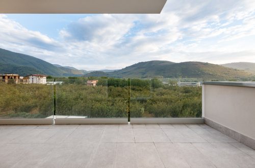 Vista lineare di una terrazza