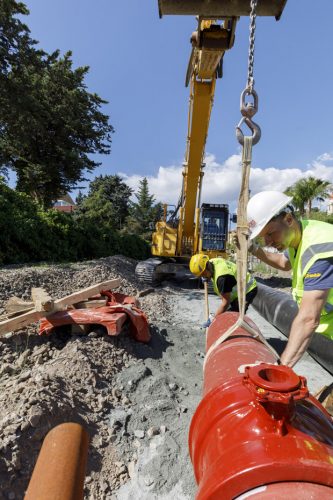 Preparazione posizionamento tubazione