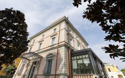 Vista laterale esterna dell'edificio