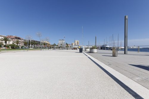 Particolare della pavimentazione del molo
