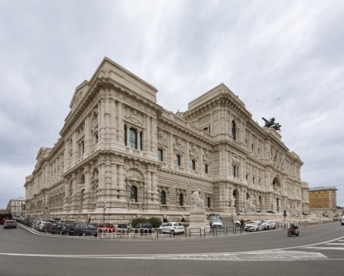 Vista posteriore esterna del Palazzo
