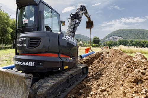 Vista posteriore dello scavatore