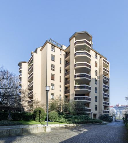 Riqualificazione-facciate-esistenti-nei-centri-urbani-L'esempio-di-Milano-01-2