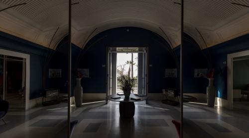 SA-The-Britannique-Naples-Napoli-9