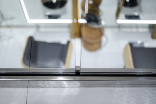 Dettaglio lineare dell'accessorio del parapetto