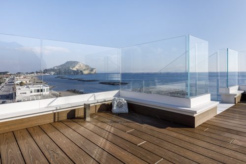 Dettaglio del parapetto della terrazza - Calea Hotel, Bacoli