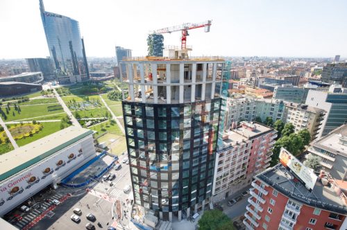 Durante i lavori, vista esterna di un volume
