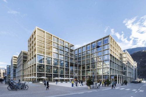 Vista esterna del complesso polifunzionale