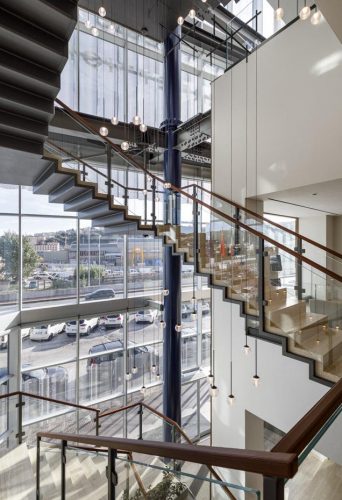 SU-Nuova-sede-Ferretti-Group-Superyacht-Yard-Ancona-18