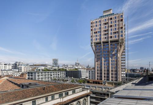 Torre-Velasca-di-Milano-02