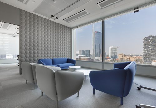 Spazio relax con panorama su Milano 